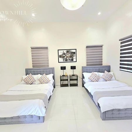 The Downhilltagaytay Resort Tagaytay City Exterior foto